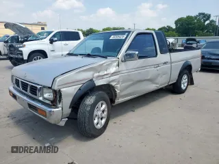 1996 Nissan Frontier XE z VIN 1N6SD16S6TC332584, wystawiony jako Copart lot #58305425 z przebiegiem 75 590 mil mil oraz Szkoda całkowita • Salvage title. Historia ofert i sprzedaży dostępna na DreamBid. Obrazek 1.