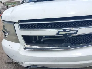 2007 Chevrolet Tahoe LS z VIN 1GNFC13J57R313666, wystawiony jako IAAI lot #42511253 z przebiegiem 374 689 mil mil oraz . Historia ofert i sprzedaży dostępna na DreamBid. Obrazek 15.