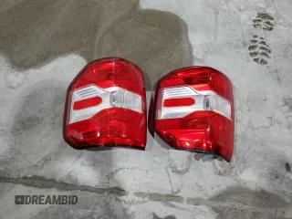 2022 Ford Maverick XL z VIN 3FTTW8F98NRA77836, wystawiony jako Copart lot #56213765 z przebiegiem 58 367 mil mil oraz Szkody całkowita. Historia ofert i sprzedaży dostępna na DreamBid. Obrazek 12.