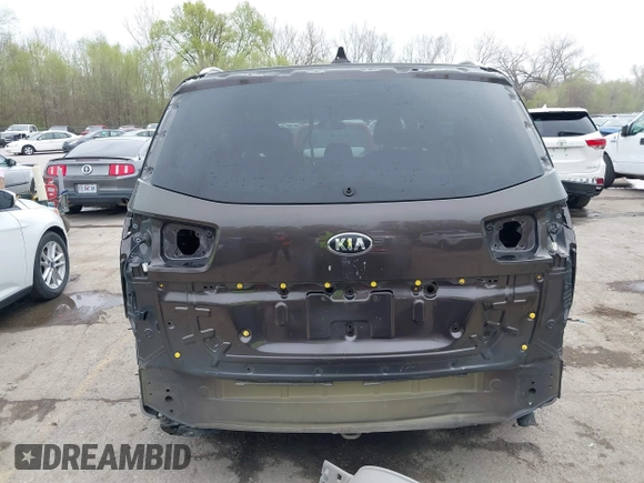 2016 Kia Sedona LX with VIN KNDMB5C17G6093362, listed as a IAAI auction lot 41996581 with 107,160 mi miles and . Bid and sale history available at DreamBid. Image 17.