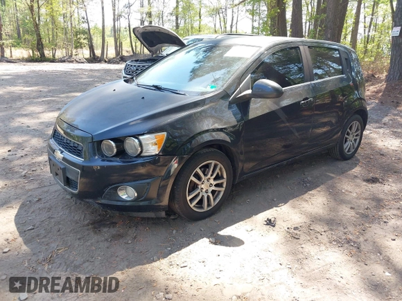 2013 Chevrolet Sonic LT with VIN 1G1JC6SG5D4181242, listed as a IAAI auction lot 42082724 with 184,463 mi miles. Bid and sale history available at carsss.com. Image 2.