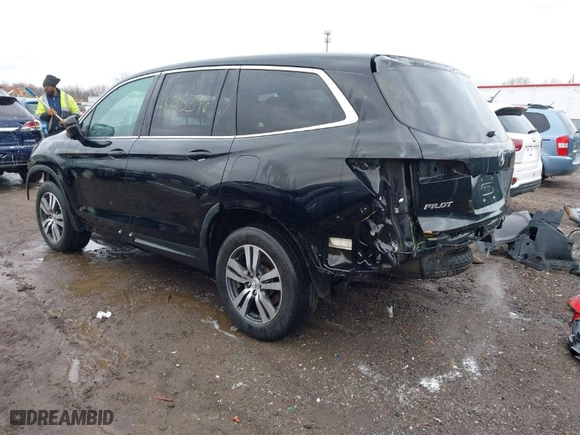 2016 Honda Pilot EX-L with VIN 5FNYF6H5XGB010700, listed as a IAAI auction lot 41895396 with 137,153 mi miles. Bid and sale history available at carsss.com. Image 3.