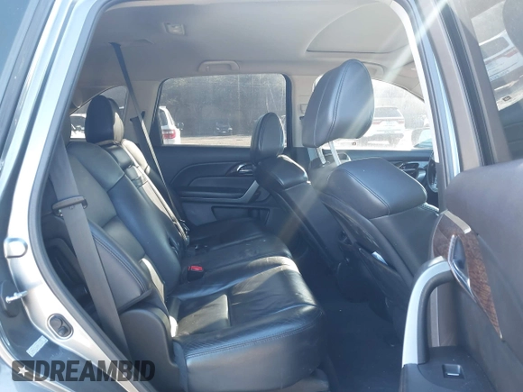 2010 Acura MDX Technology Pkg with VIN 2HNYD2H68AH500331, listed as a IAAI auction lot 41739262 with 190,253 mi miles. Bid and sale history available at carsss.com. Image 8.