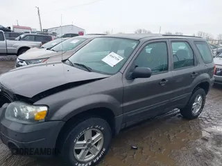2006 Ford Escape XLS with VIN 1FMYU02Z26KA03834, listed as a IAAI auction lot 41447539 with 168,160 mi miles and . Bid and sale history available at DreamBid. Image 14.