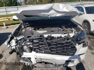 2024 Toyota Sequoia SR5 with VIN 7SVAAABAXRX031294, listed as a Copart auction lot 74470174 with 11,141 mi miles and Salvage Title. Bid and sale history available at carsss.com. Image 12.