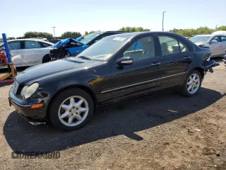 2003 Mercedes-Benz C 240 z VIN WDBRF81J73F398738, wystawiony jako Copart lot #56143605 z przebiegiem 121 058 mil mil oraz Szkoda całkowita • Salvage title. Historia ofert i sprzedaży dostępna na DreamBid. Obrazek 1.