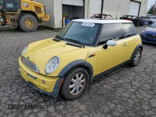 2003 MINI Hardtop with VIN WMWRC33473TE17827, listed as a Copart auction lot 44011515 with 119,042 mi miles and Salvage Title. Bid and sale history available at DreamBid. Image 1.