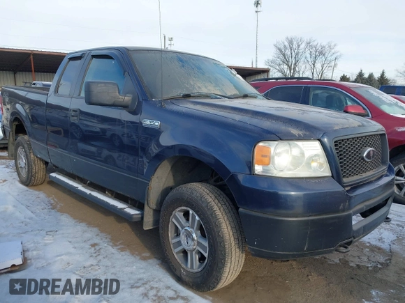 2006 Ford F-150 XLT with VIN 1FTPX14566NA73682, listed as a IAAI auction lot 41395123 with 187,033 mi miles. Bid and sale history available at carsss.com. Image 1.