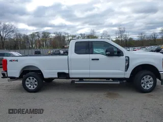 2024 Ford F-250 XL с VIN 1FT7X2BN5RED47418, выставлен на аукционе IAAI как лот 42049571 с пробегом 3 834 миль миль и . История ставок и продаж доступна на DreamBid. Изображение 13.