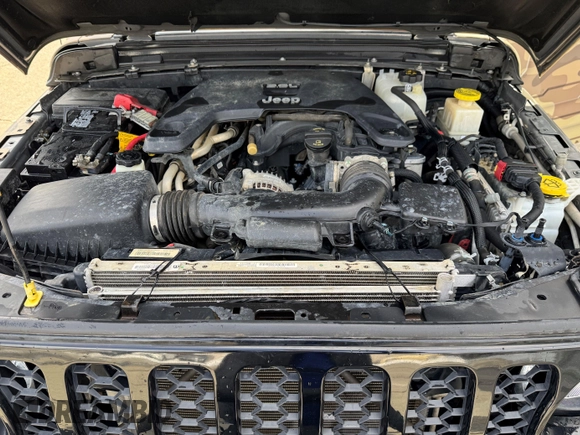 2021 Jeep Gladiator Willys with VIN 1C6HJTAG5ML526651, listed as a IAAI auction lot 41593639 with 162,543 mi miles. Bid and sale history available at carsss.com. Image 9.