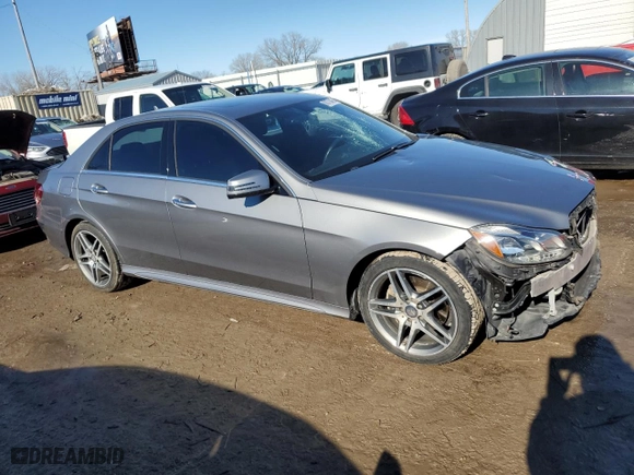 2015 Mercedes-Benz E-Class E 350 Luxury with VIN WDDHF8JB1FB119095, listed as a Copart auction lot 88772445 with 81,429 mi miles and Salvage Title. Bid and sale history available at carsss.com. Image 4.