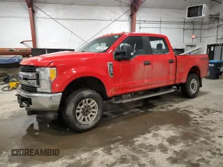 2017 Ford F-250 Lariat z VIN 1FT7W2B68HEE21604, wystawiony jako Copart lot #46724825 z przebiegiem 174 811 mil mil oraz Szkoda całkowita • Salvage title. Historia ofert i sprzedaży dostępna na DreamBid. Obrazek 1.