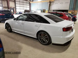 2018 Audi S6 Premium Plus z VIN WAUFFAFC8JN006579, wystawiony jako Copart lot #59799113 z przebiegiem 58 368 mil mil oraz . Historia ofert i sprzedaży dostępna na DreamBid. Obrazek 2.