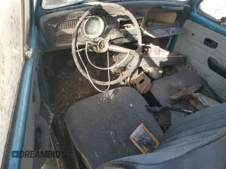 1971 Volkswagen Beetle z VIN 1112755036, wystawiony jako Copart lot #89288115 z przebiegiem 245 355 mil mil oraz Czysty tytuł • Clean title. Historia ofert i sprzedaży dostępna na DreamBid. Obrazek 8.