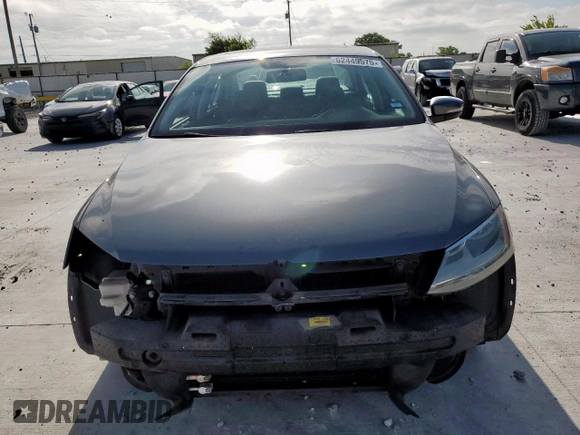 2013 Volkswagen Jetta SE с VIN 3VWDP7AJ7DM397879, выставлен на аукционе Copart как лот 62449575 с пробегом 88 237 миль миль и Списание • Salvage title. История ставок и продаж доступна на DreamBid. Изображение 5.