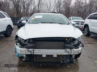 2018 Ford Fusion Hybrid SE with VIN 3FA6P0LU6JR177745, listed as a IAAI auction lot 41433376 with 97,025 mi miles. Bid and sale history available at carsss.com. Image 13.