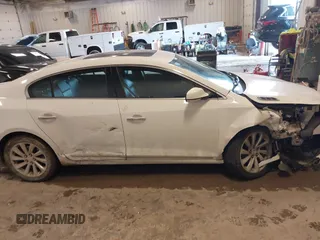 2016 Buick LaCrosse Leather with VIN 1G4GB5G38GF121528, listed as a IAAI auction lot 41720021 with 224,665 mi miles. Bid and sale history available at carsss.com. Image 13.