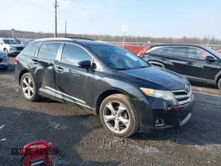 2013 Toyota Venza LE with VIN 4T3BK3BB0DU075012, listed as a IAAI auction lot 41487225 with 168,517 mi miles. Bid and sale history available at carsss.com. Image 1.