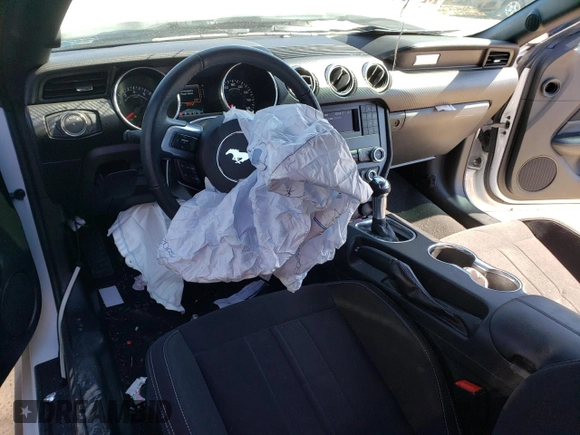 2021 Ford Mustang EcoBoost with VIN 1FA6P8TH0M5102256, listed as a Copart auction lot 44782253 with 20,604 mi miles and . Bid and sale history available at DreamBid. Image 8.