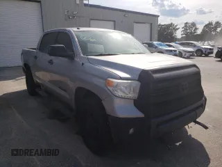 2017 Toyota Tundra 2WD SR5 with VIN 5TFEM5F17HX110487, listed as a Copart auction lot 61882003 with 135,924 mi miles. Bid and sale history available at carsss.com. Image 4.