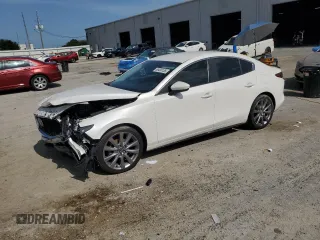 2021 Mazda 3 Select with VIN JM1BPABL9M1325098, listed as a Copart auction lot 66400155 with 42,082 mi miles and Clean title. Bid and sale history available at DreamBid. Image 1.