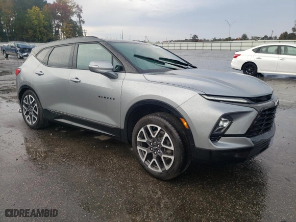 2024 Chevrolet Blazer RS with VIN 3GNKBERS8RS125684, listed as a Copart auction lot 79490124 with 3,833 mi miles and Salvage Title. Bid and sale history available at carsss.com. Image 4.