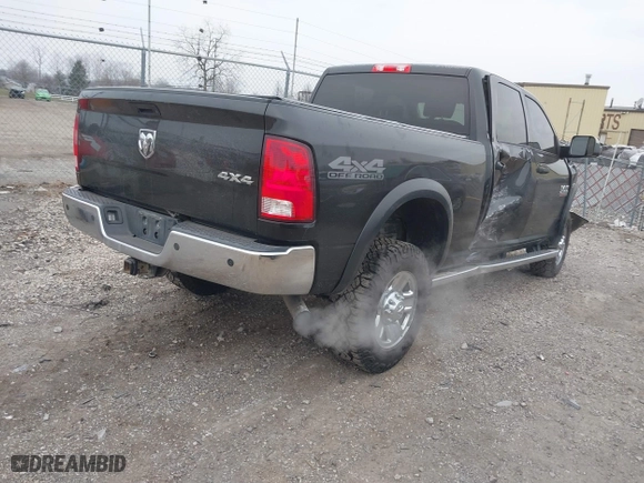 2018 Ram 2500 Tradesman with VIN 3C6UR5CJ3JG364782, listed as a IAAI auction lot 41280809 with 40,819 mi miles. Bid and sale history available at carsss.com. Image 4.