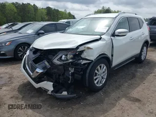 2018 Nissan Rogue SV with VIN KNMAT2MT8JP597774, listed as a IAAI auction lot 41956655 with 63,237 mi miles and . Bid and sale history available at carsss.com. Image 17.