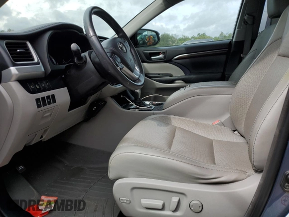 2014 Toyota Highlander Limited with VIN 5TDDCRFH6ES006853, listed as a Copart auction lot 41426685 with 110,001 mi miles and Non repairable. Bid and sale history available at DreamBid. Image 7.