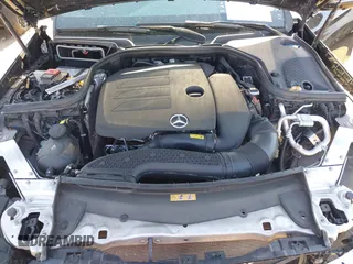 2022 Mercedes-Benz E 350 with VIN W1KZF8DB1NB085013, listed as a IAAI auction lot 41881502 with 83,238 mi miles and . Bid and sale history available at DreamBid. Image 10.