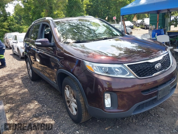 2015 Kia Sorento LX с VIN 5XYKTDA64FG568023, выставлен на аукционе IAAI как лот 42669922 с пробегом 112 156 миль миль и . История ставок и продаж доступна на DreamBid. Изображение 13.