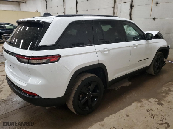 2023 Jeep Grand Cherokee Laredo with VIN 1C4RJHAG4PC538840, listed as a Copart auction lot 80336114 with 10,957 mi miles and Non Repairable. Bid and sale history available at carsss.com. Image 3.