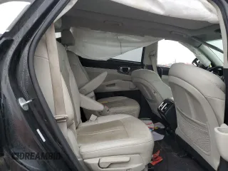 2023 Kia Sorento EX z VIN KNDRHDLG7P5144416, wystawiony jako Copart lot #84367914 z przebiegiem 62 892 mil mil oraz Szkoda całkowita • Salvage title. Historia ofert i sprzedaży dostępna na DreamBid. Obrazek 11.
