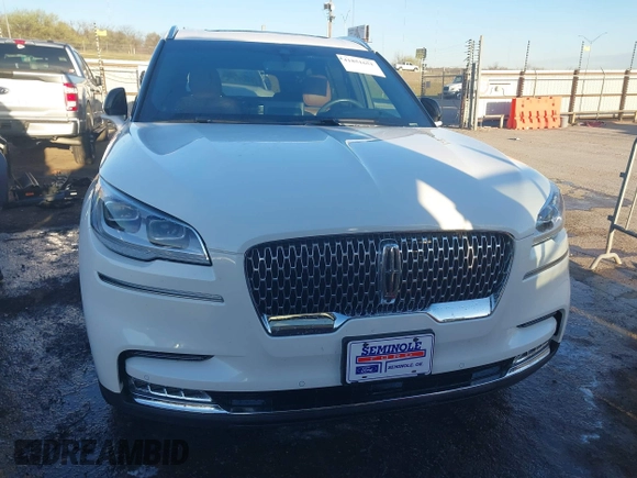 2020 Lincoln Aviator Reserve with VIN 5LM5J7XC8LGL36060, listed as a IAAI auction lot 41851651 with 36,367 mi miles and . Bid and sale history available at DreamBid. Image 13.