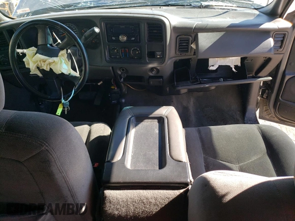 2006 GMC Sierra 2500HD SLT z VIN 1GTHK29D76E162153, wystawiony jako Copart lot #46656545 z przebiegiem 427 196 mil mil oraz Szkoda całkowita • Salvage title. Historia ofert i sprzedaży dostępna na DreamBid. Obrazek 8.