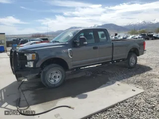 2019 Ford Super Duty F-250 SRW XL with VIN 1FT7X2B61KEC11379, listed as a Copart auction lot 52757485 with 168,913 mi miles and Clean Title. Bid and sale history available at carsss.com. Image 1.