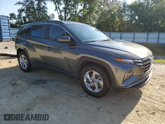 2022 Hyundai Tucson SEL with VIN 5NMJB3AE1NH121735, listed as a Copart auction lot 52225955 with 43,952 mi miles and Salvage Title. Bid and sale history available at carsss.com. Image 4.