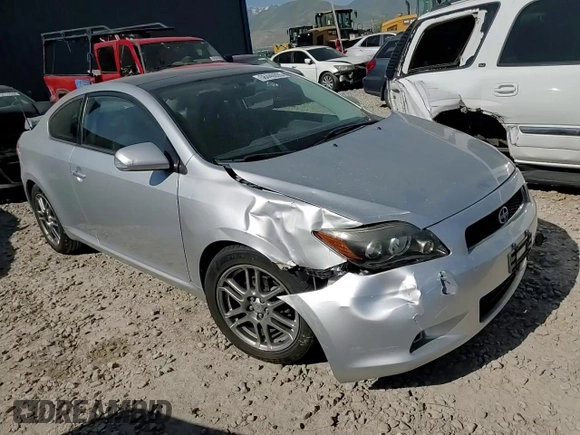 2009 Scion tC z VIN JTKDE167590296040, wystawiony jako Copart lot #58440895 z przebiegiem 171 825 mil mil oraz Szkoda całkowita • Salvage title. Historia ofert i sprzedaży dostępna na DreamBid. Obrazek 13.