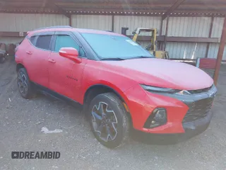 2020 Chevrolet Blazer RS z VIN 3GNKBERS2LS636928, wystawiony jako IAAI lot #41281958 z przebiegiem 122 471 mil mil oraz . Historia ofert i sprzedaży dostępna na DreamBid. Obrazek 1.
