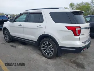 2018 Ford Explorer Platinum z VIN 1FM5K8HT1JGA62332, wystawiony jako IAAI lot #42105769 z przebiegiem 86 159 mil mil oraz . Historia ofert i sprzedaży dostępna na DreamBid. Obrazek 3.