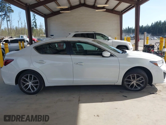 2019 Acura ILX Premium with VIN 19UDE2F77KA014270, listed as a IAAI auction lot 42023994 with 71,622 mi miles and . Bid and sale history available at DreamBid. Image 13.