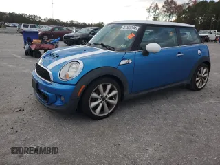 2012 MINI Hardtop S with VIN WMWSV3C53CTY25422, listed as a Copart auction lot 81169244 with 158,802 mi miles and Clean Title. Bid and sale history available at DreamBid. Image 1.
