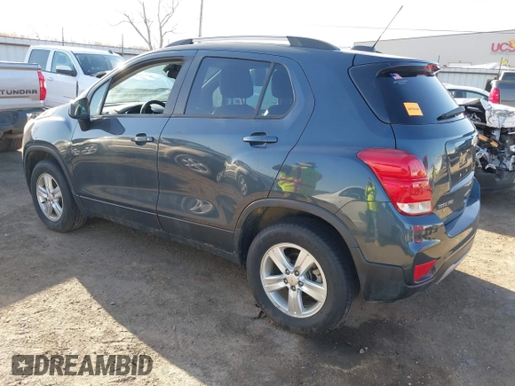 2021 Chevrolet Trax LT with VIN KL7CJPSB9MB324735, listed as a IAAI auction lot 41749138 with 119,106 mi miles. Bid and sale history available at carsss.com. Image 3.