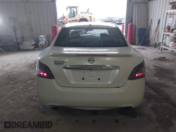 2014 Nissan Maxima SV z VIN 1N4AA5AP8EC499409, wystawiony jako IAAI lot #41732697 z przebiegiem 117 202 mil mil oraz . Historia ofert i sprzedaży dostępna na DreamBid. Obrazek 16.