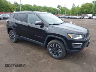 2019 Jeep Compass Trailhawk с VIN 3C4NJDDB7KT727762, выставлен на аукционе IAAI как лот 42299260 с пробегом 56 733 миль миль и . История ставок и продаж доступна на DreamBid. Изображение 1.