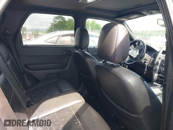 2008 Ford Escape XLT с VIN 1FMCU03198KE78192, выставлен на аукционе IAAI как лот 42260306 с пробегом 270 069 миль миль и . История ставок и продаж доступна на DreamBid. Изображение 8.