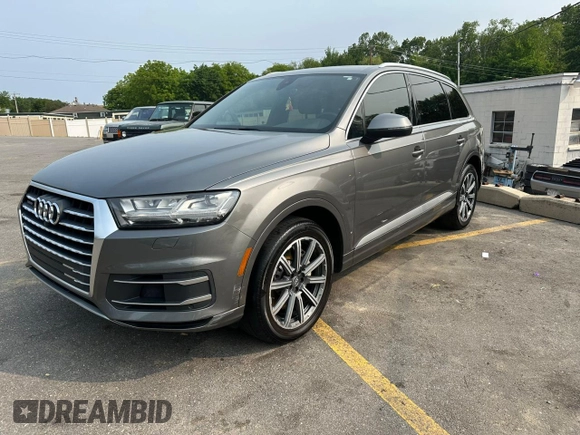 2017 Audi Q7 Premium Plus z VIN WA1LAAF78HD012576, wystawiony jako Copart lot #59867885 z przebiegiem 122 030 mil mil oraz Czysty tytuł • Clean title. Historia ofert i sprzedaży dostępna na DreamBid. Obrazek 1.