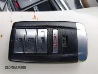 2019 Acura TLX z VIN 19UUB3F33KA007148, wystawiony jako IAAI lot #41889013 z przebiegiem 97 654 mil mil oraz . Historia ofert i sprzedaży dostępna na DreamBid. Obrazek 11.