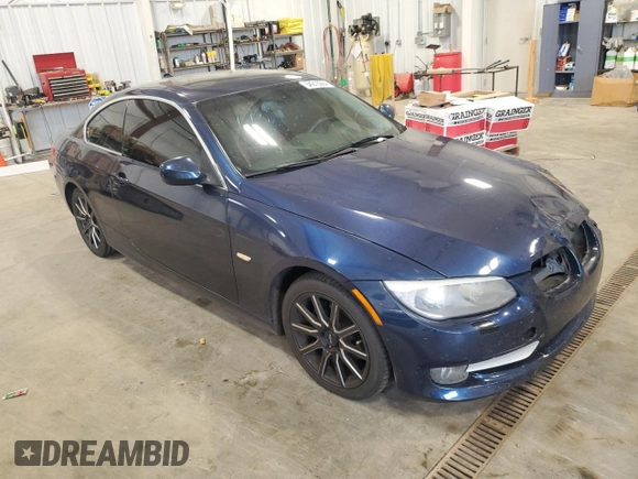 2013 BMW 3 Series 328i xDrive with VIN WBAKF3C54DJ386080, listed as a Copart auction lot 64215064 with 171,124 mi miles and Non Repairable. Bid and sale history available at carsss.com. Image 4.