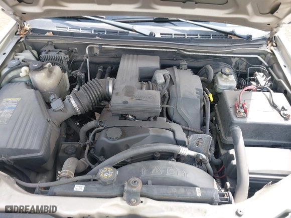 2005 Chevrolet Colorado 1SC LS Z85 with VIN 1GCCS136X58100497, listed as a IAAI auction lot 42061268 with 150,981 mi miles. Bid and sale history available at carsss.com. Image 10.